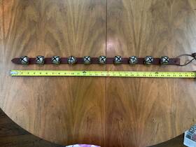 10-bells Warner 855968003057 Leather Strap Arctic Sleigh Brass Door Bell Puppy Training 10-bells Warner 855968003057 Leather Strap Arctic Sleigh Brass Door Bell Puppy Training